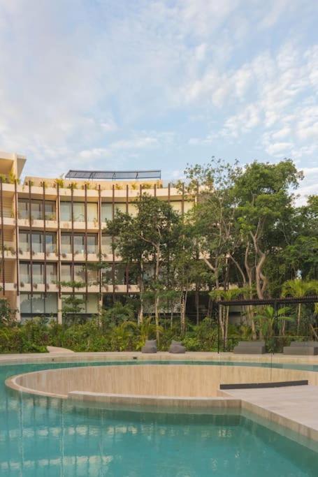 Apartment Mistiq Jungle Loft ~ Pool & Gym